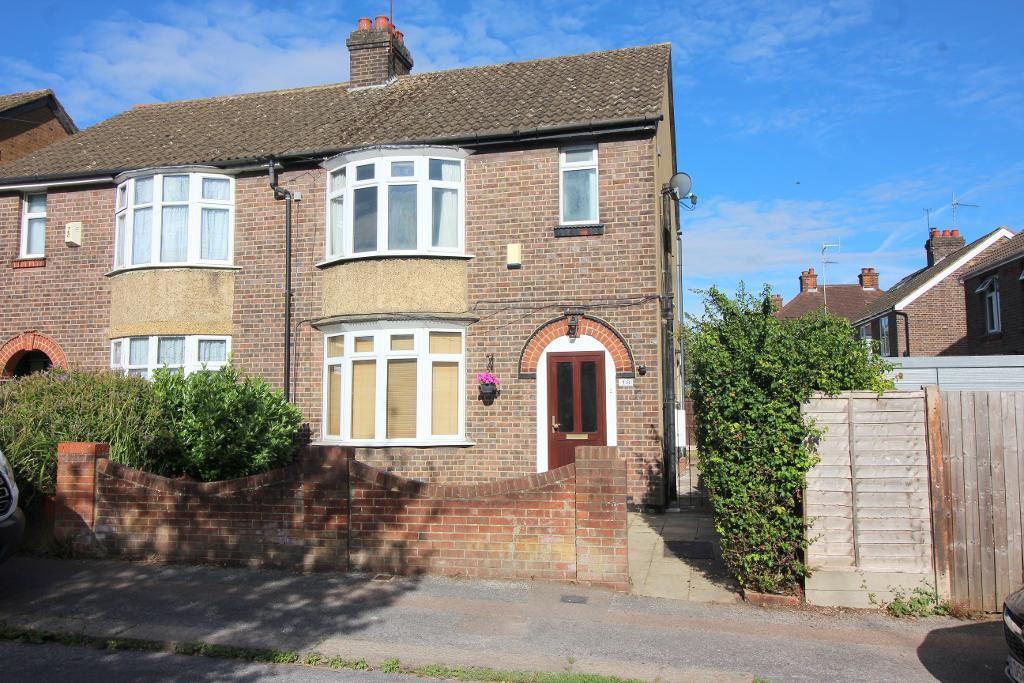 3 Bedroom SemiDetached For Sale in Sunridge Avenue, Luton