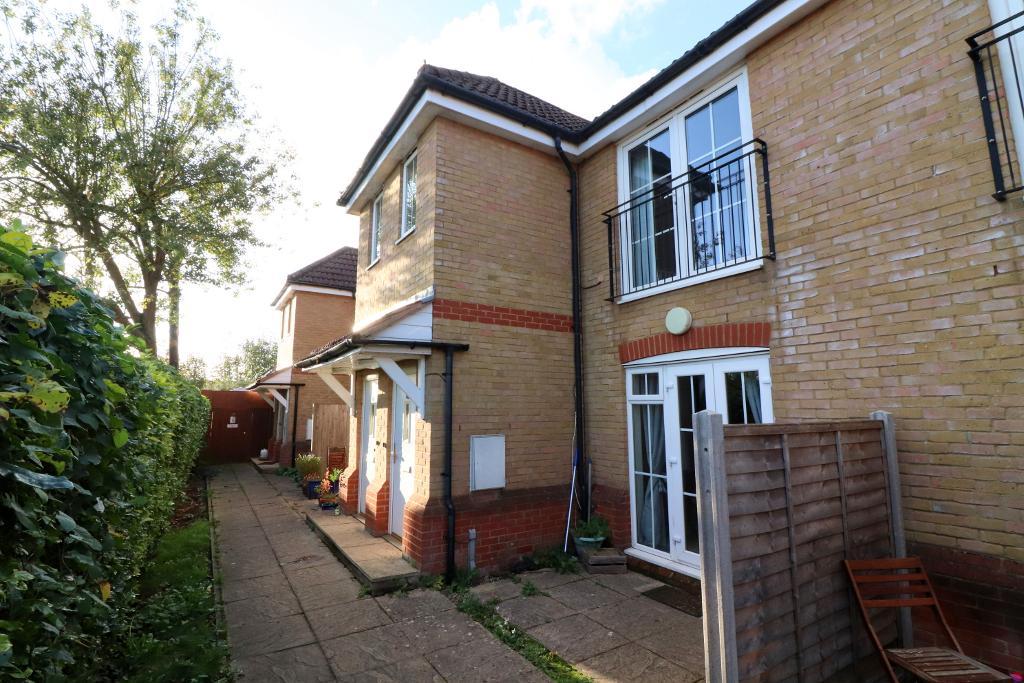 Wensleydale, Luton, Bedfordshire, LU2 7PN