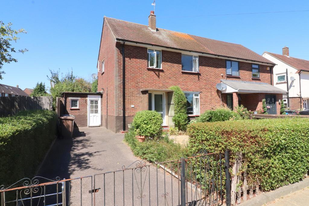 Mantons Estate Agents in Luton Property Sales in Luton, Barton Le