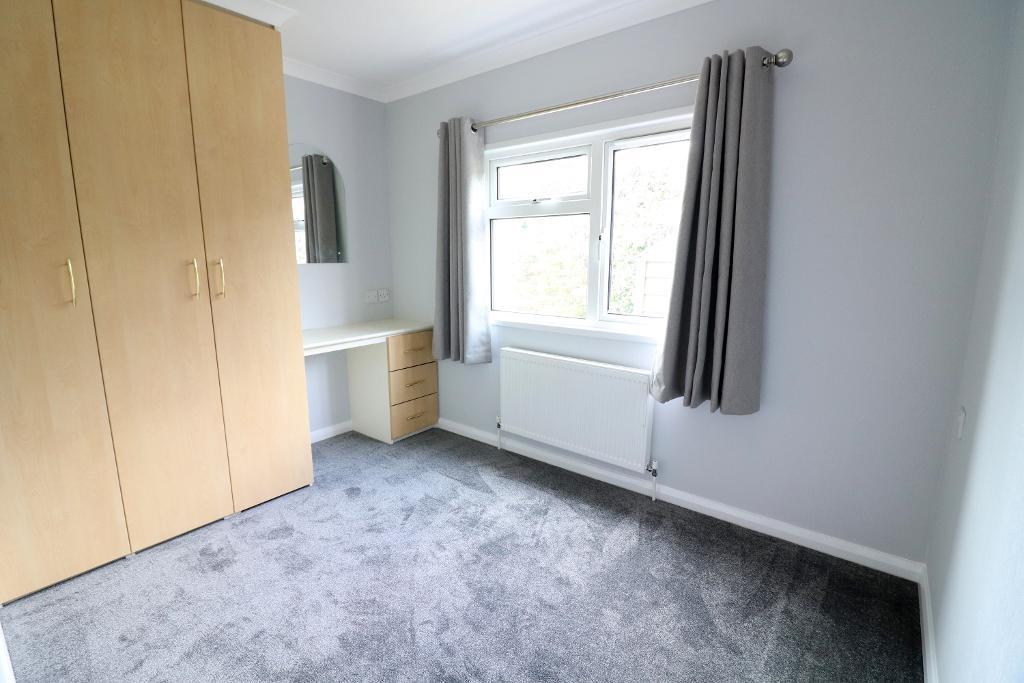 1 Bedroom Park Home To Let in Castle Hill Road, Totternhoe, Dunstable
