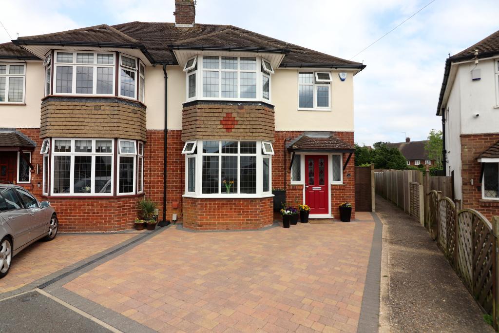 Swifts Green Close, Luton, Bedfordshire, LU2 8BS