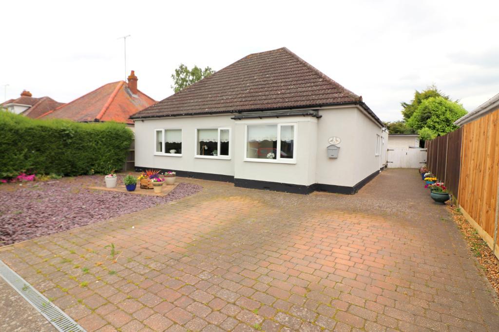 Icknield Way, Luton, Bedfordshire, LU3 2BT