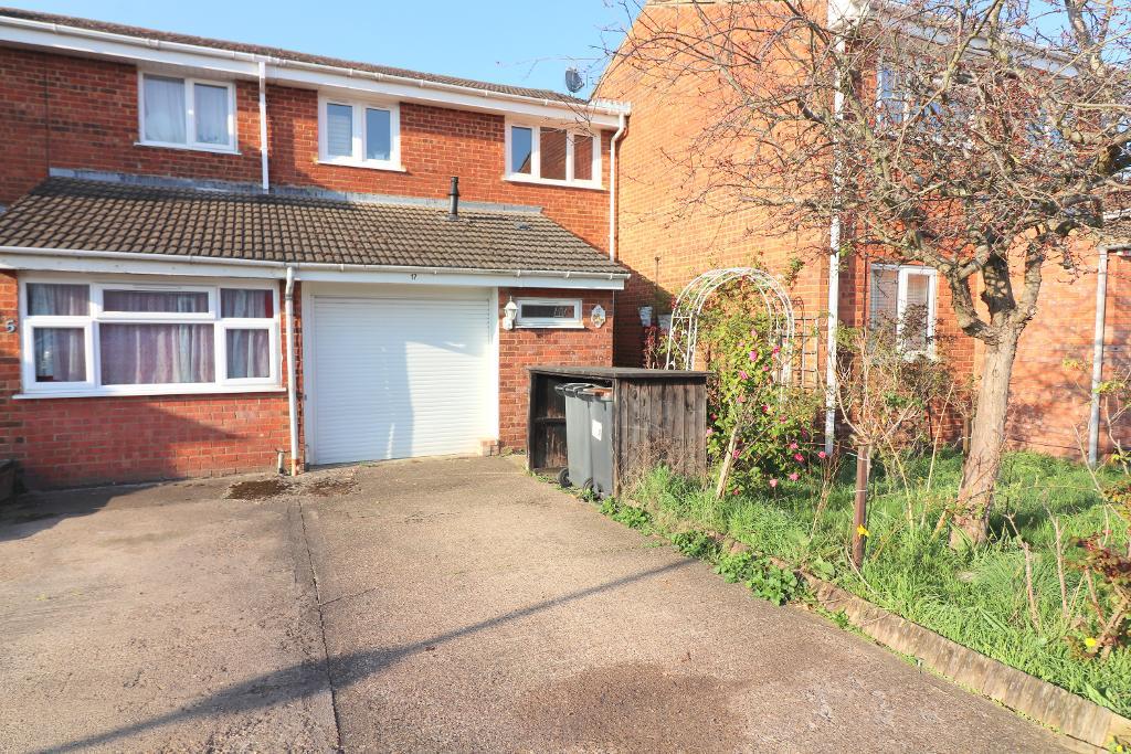 Dunsmore Road, Luton, Bedfordshire, LU1 5JU