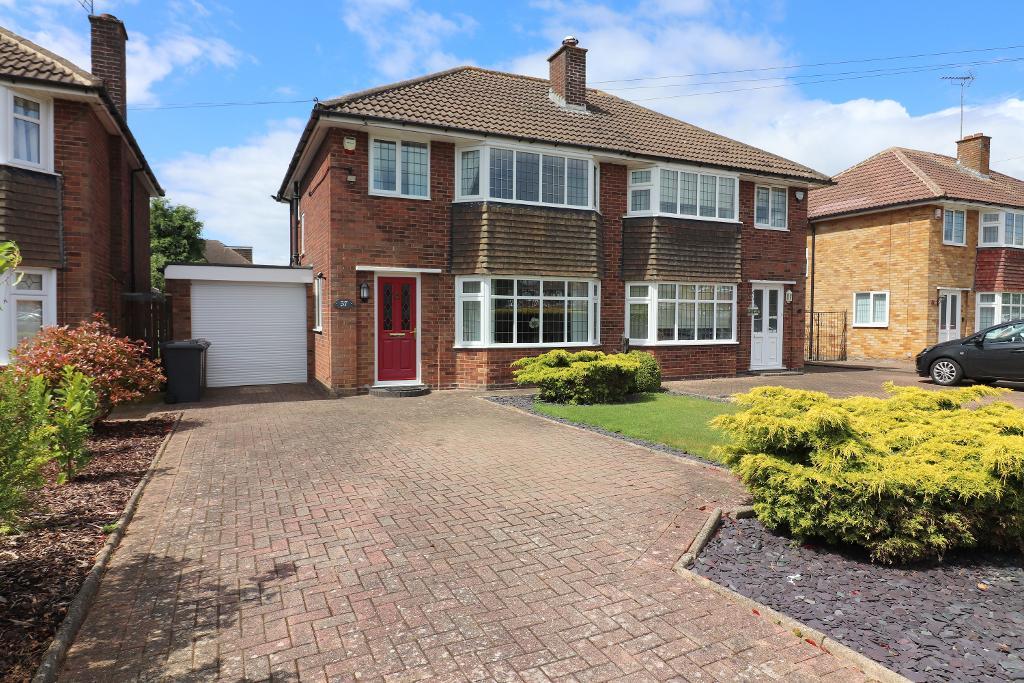 Ravenbank Road, Luton, Bedfordshire, LU2 8EJ