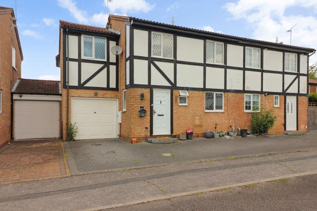 Beanley Close, Luton, Bedfordshire, LU2 9UL