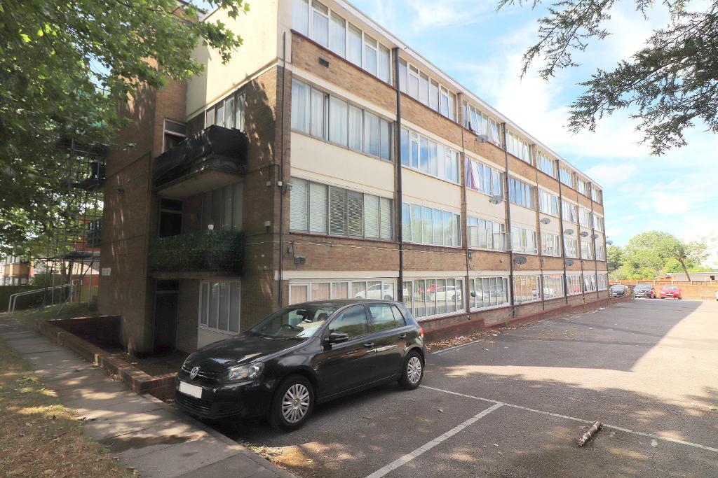 Dunstable Road, Luton, Bedfordshire, LU4 0HF