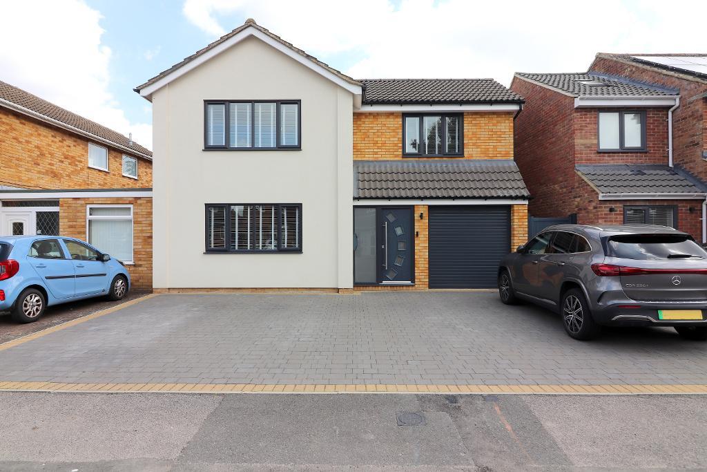 Turnpike Drive, Luton, Bedfordshire, LU3 3RA