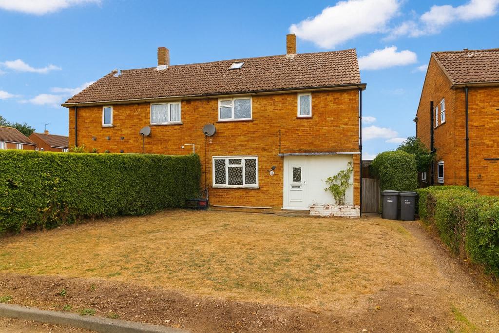 Mangrove Road, Luton, Bedfordshire, LU2 9BP