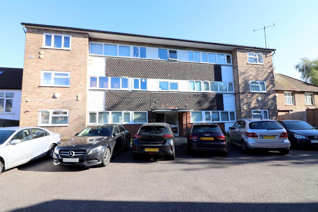 Seymour Road, Luton, Bedfordshire, LU1 3NP