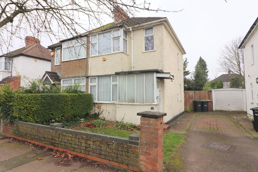 Third Avenue, Luton, Bedfordshire, LU3 3ES