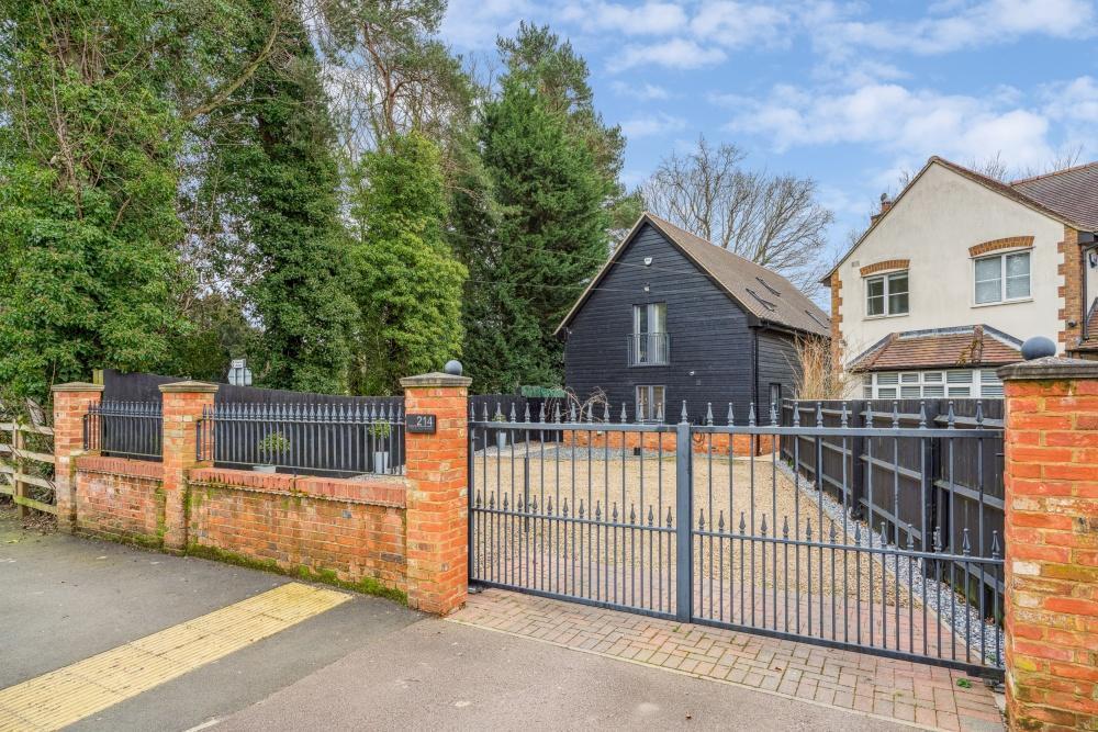 Clophill Road, Maulden, Bedfordshire, MK45 2AF