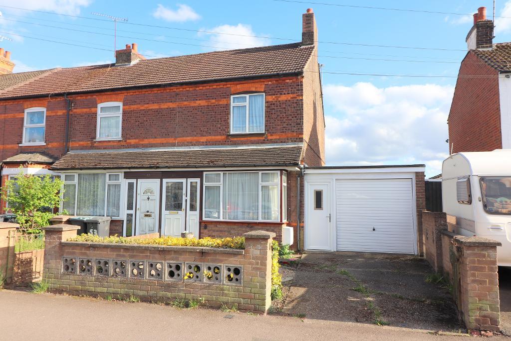 St Thomas's Road, Luton, Bedfordshire, LU2 7UX