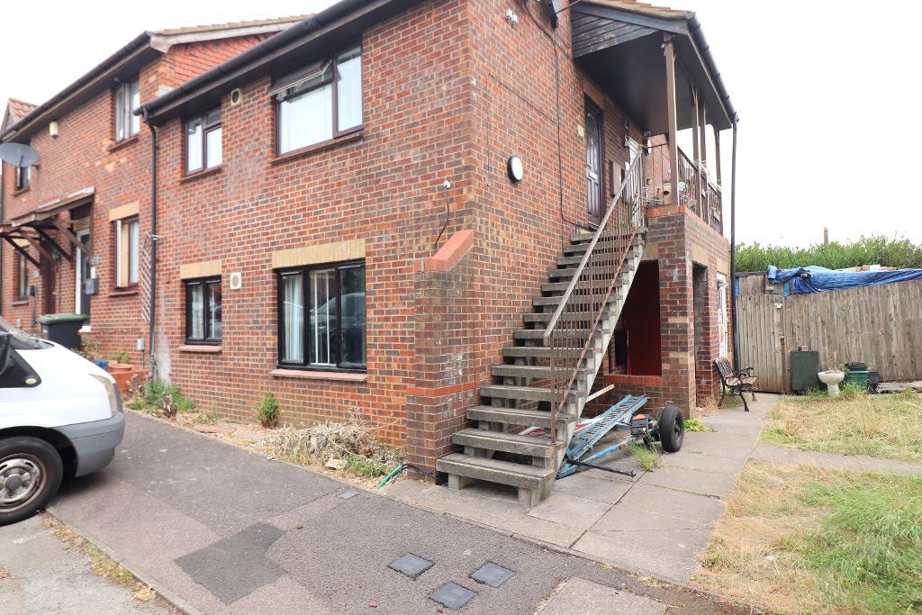Coverdale, Luton, Bedfordshire, LU4 9XG