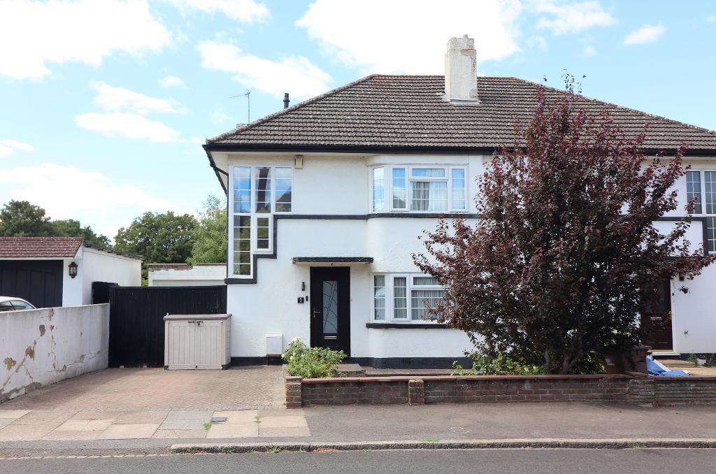 Manton Drive, Luton, Bedfordshire, LU2 7DH