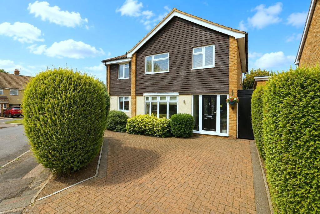 Whitehill Road, Barton Le Clay, Bedfordshire, MK45 4PF