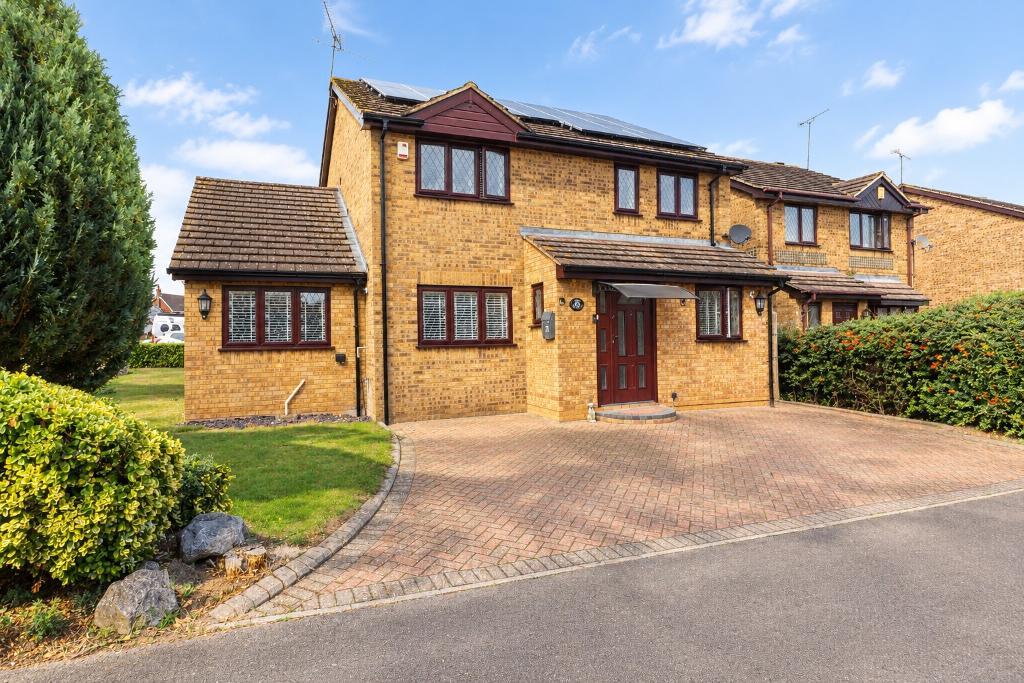 Kirby Drive, Luton, Bedfordshire, LU3 4AW