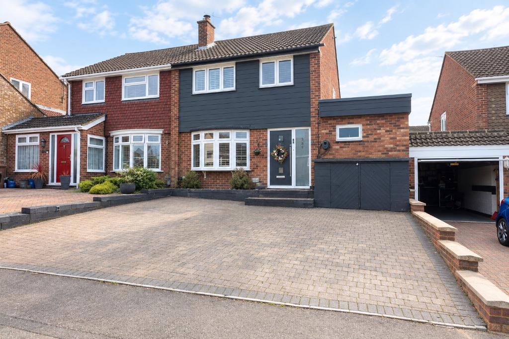 Turnpike Drive, Luton, Bedfordshire, LU3 3RE
