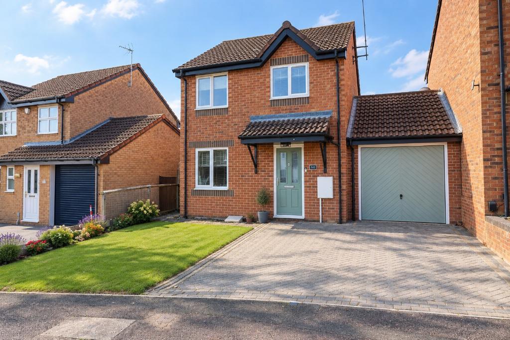 Dalton Close, Luton, Bedfordshire, LU3 4HG